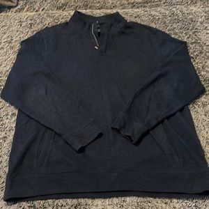 Nice navy blue Tommy Bahama pullover with two pockets